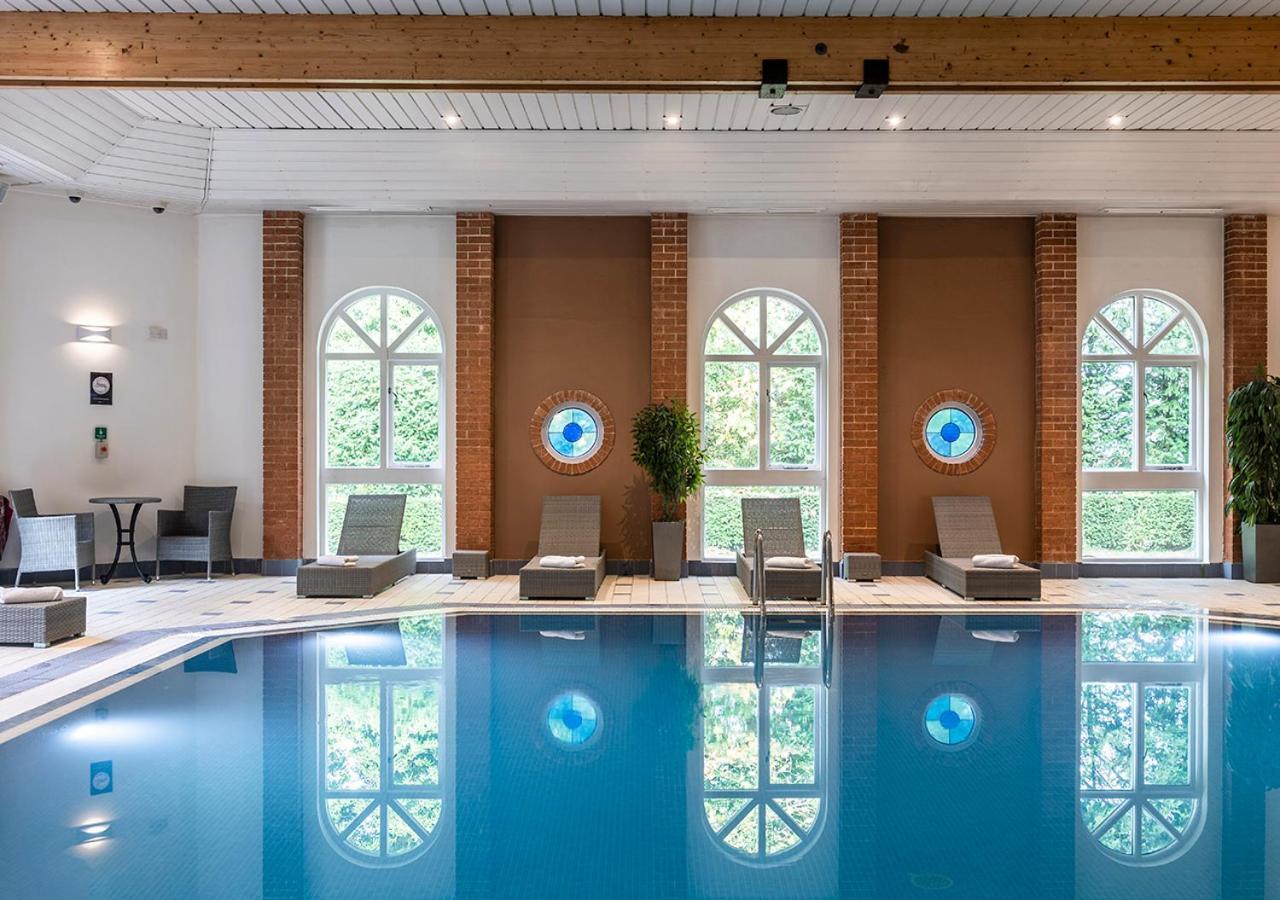 Hogs Back Hotel & Spa Nr Farnham Farnham  Zewnętrze zdjęcie
