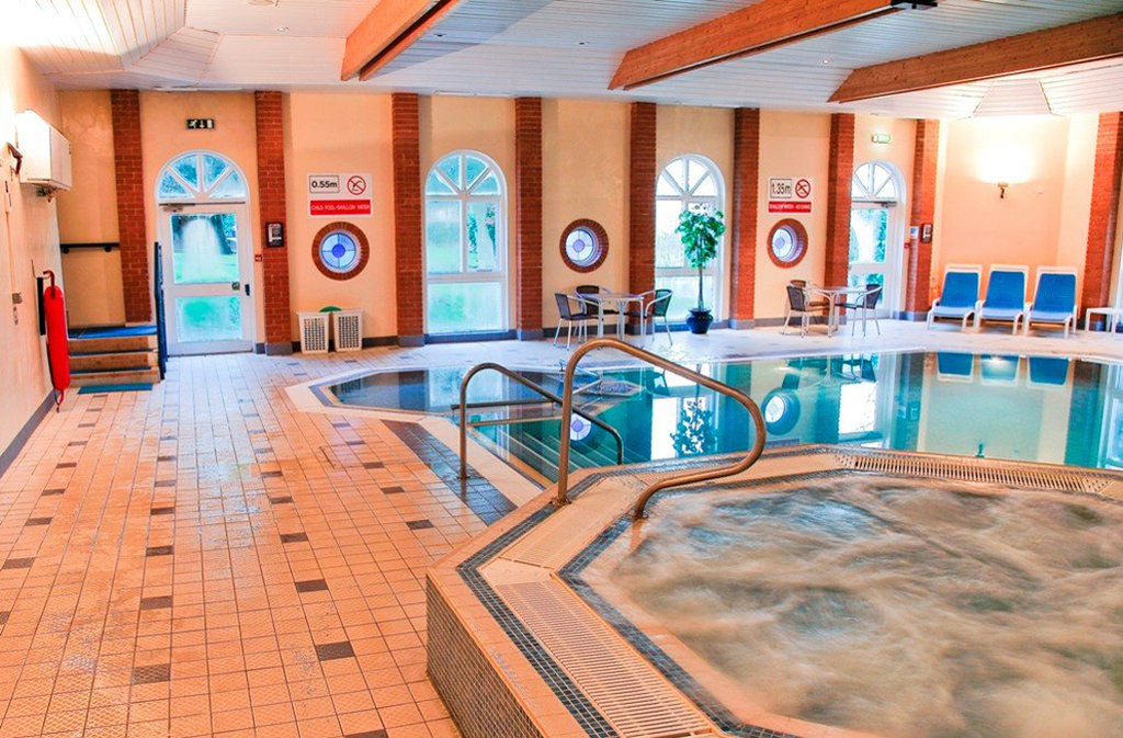 Hogs Back Hotel & Spa Nr Farnham Farnham  Zewnętrze zdjęcie