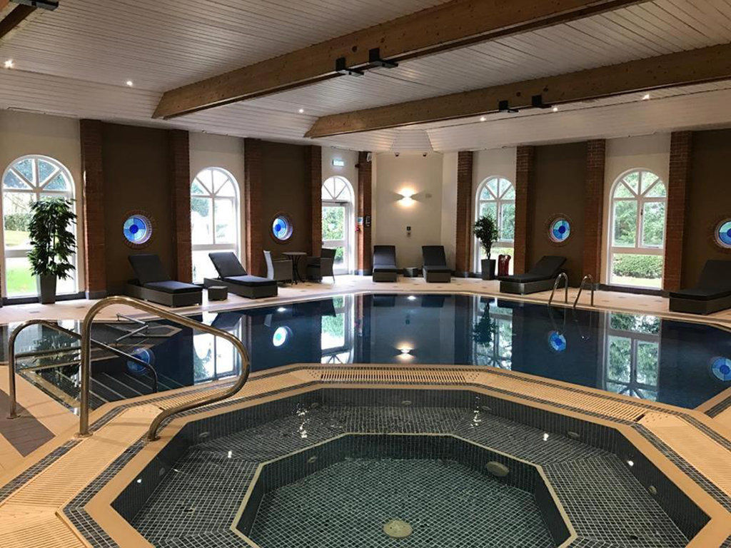 Hogs Back Hotel & Spa Nr Farnham Farnham  Zewnętrze zdjęcie